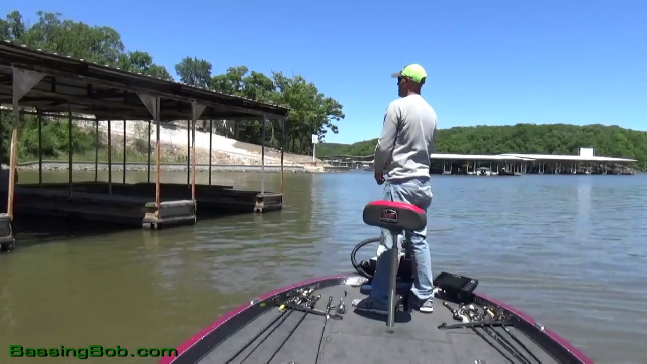 Catching May-June Crappie On Lake Of The Ozarks - Bassing Bob